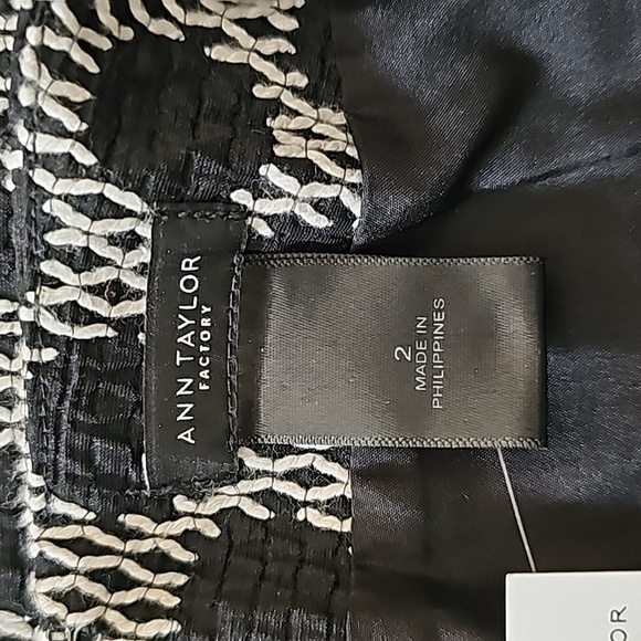 AnnTaylor Black & White Pencil Skirt Size 2 - Picture 5 of 7
